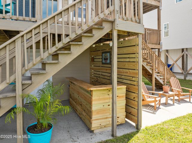 127 Sea Gull Lane, N Topsail Beach, NC 28460