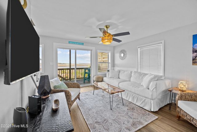 127 Sea Gull Lane, N Topsail Beach, NC 28460