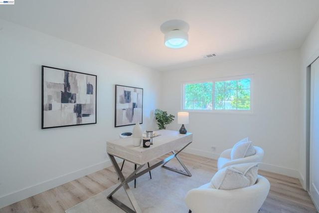 3672 Sanford St, Concord, CA 94520