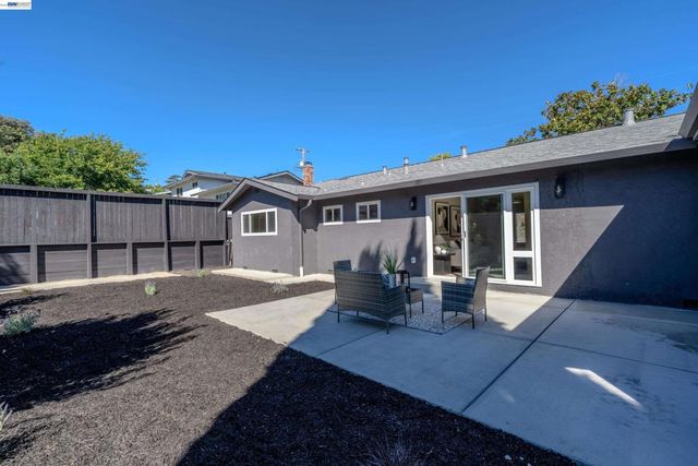 3672 Sanford St, Concord, CA 94520