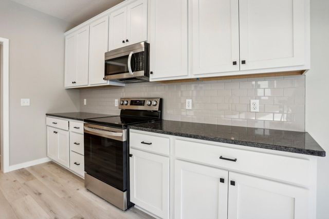 4093 Isaac Court, Vadnais Heights, MN 55127