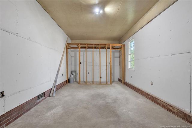 136 Bladen Circle, Fayetteville, NC 28312