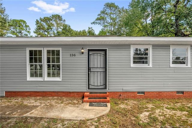 136 Bladen Circle, Fayetteville, NC 28312