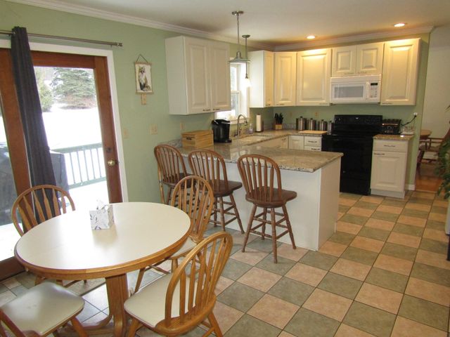 26 Pike Drive, St. Albans Town, VT 05478