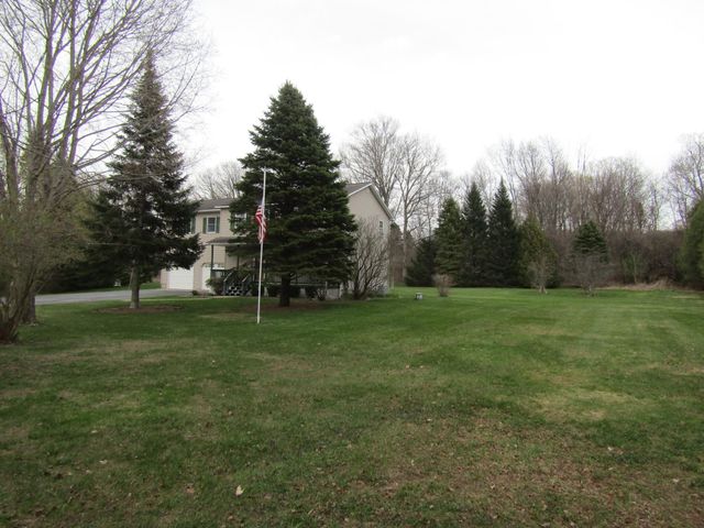 26 Pike Drive, St. Albans Town, VT 05478