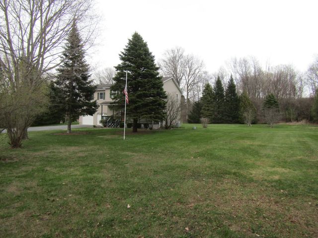 26 Pike Drive, St. Albans Town, VT 05478