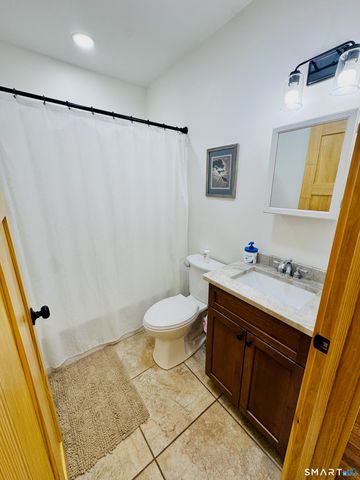 6 Clark Gates Road, East Haddam, CT 06469