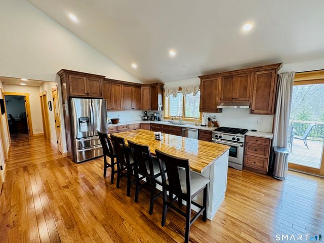 6 Clark Gates Road, East Haddam, CT 06469