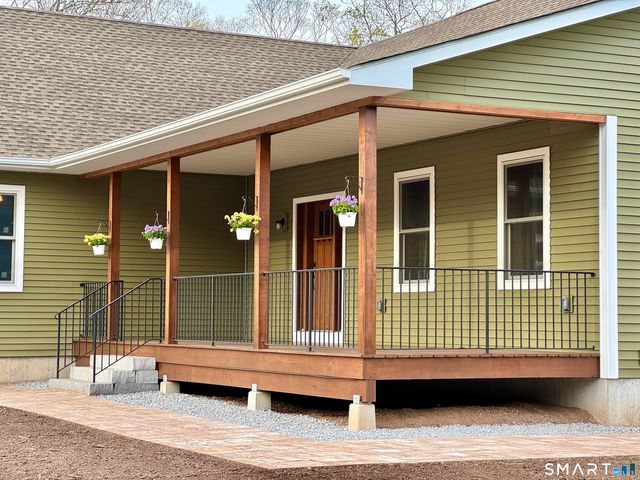 6 Clark Gates Road, East Haddam, CT 06469