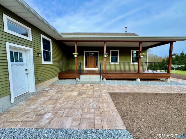 6 Clark Gates Road, East Haddam, CT 06469