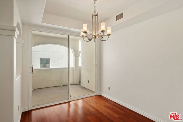 11737 Goshen Avenue 302, Los Angeles, CA 90049