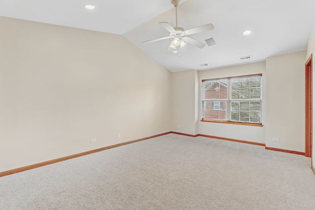 169 Willey Street, Gilberts, IL 60136