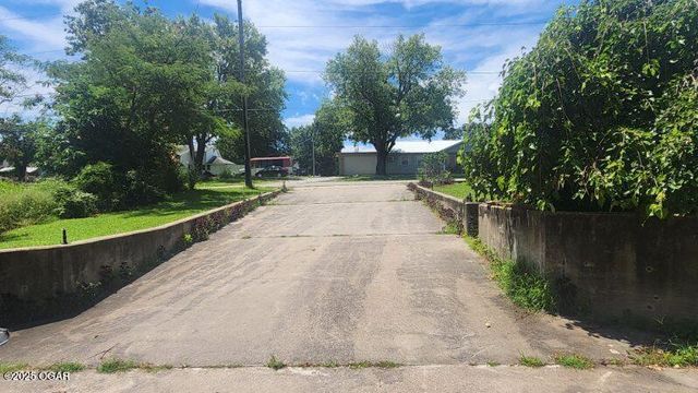 1521 Hillview Lane, Galena, KS 66739