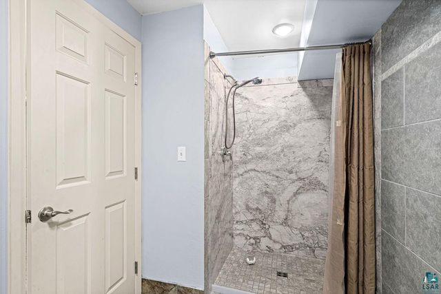 1002 Martha Street, Duluth, MN 55805