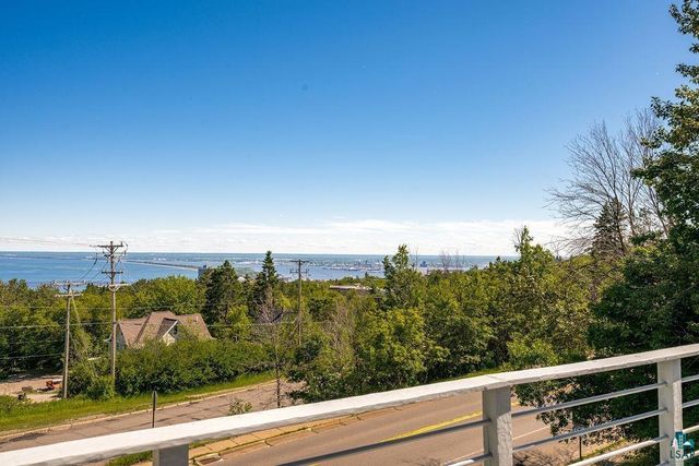 1002 Martha Street, Duluth, MN 55805