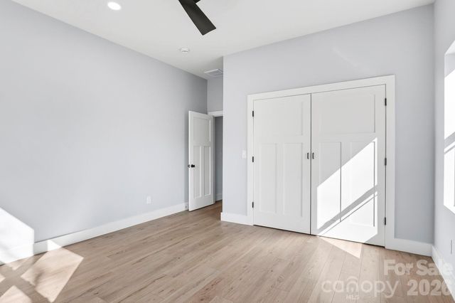 162 Preserve Court, Hendersonville, NC 28791
