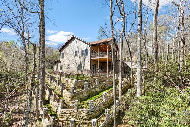 162 Preserve Court, Hendersonville, NC 28791