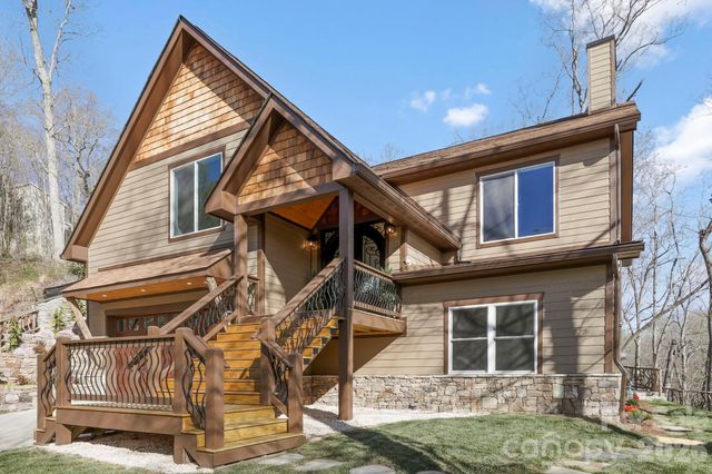 162 Preserve Court, Hendersonville, NC 28791