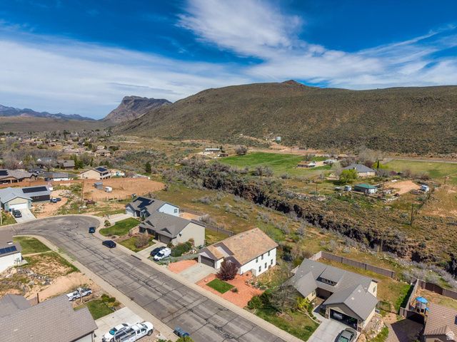 735 S PEACHTREE DR, Toquerville, UT 84774