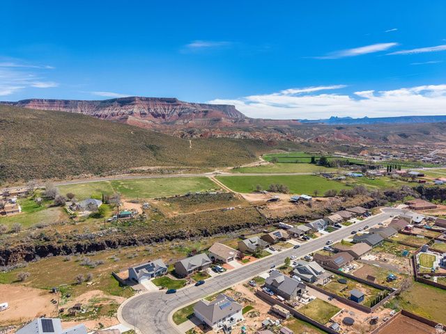 735 S PEACHTREE DR, Toquerville, UT 84774