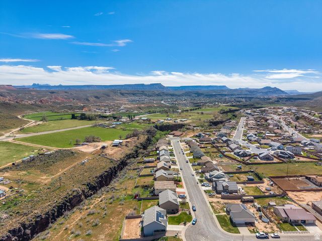 735 S PEACHTREE DR, Toquerville, UT 84774