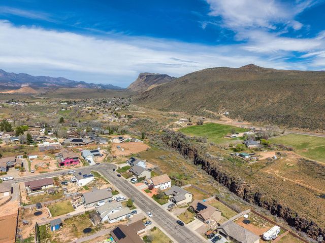 735 S PEACHTREE DR, Toquerville, UT 84774