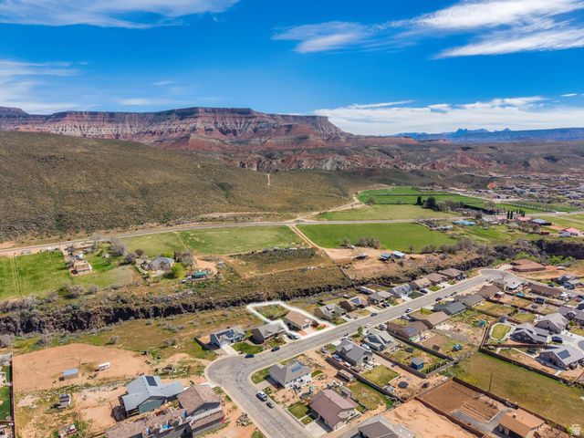 735 S PEACHTREE DR, Toquerville, UT 84774