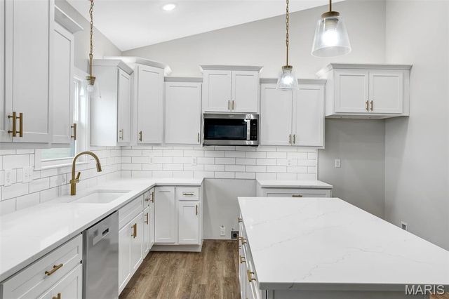 111 Ventnor Avenue, Union, MO 63084