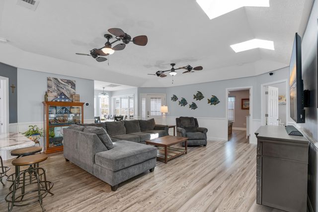 299 Lake Arrowhead Rd., Myrtle Beach, SC 29572