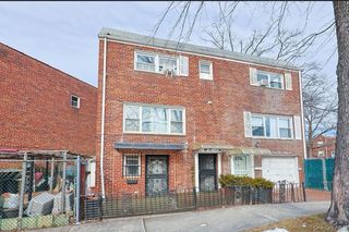 25-26 Bayside Lane, Bayside, NY 11358
