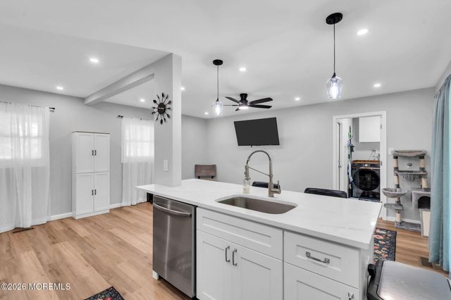 29 Evergreen Drive, Willingboro, NJ 08046