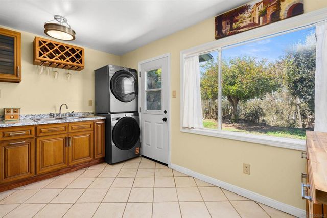 772 Cardiff St, San Diego, CA 92114