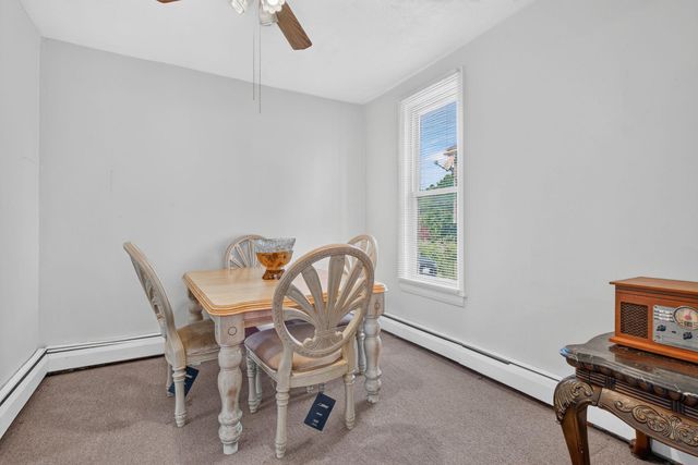 154 S MAIN ST, Seven Valleys, PA 17360