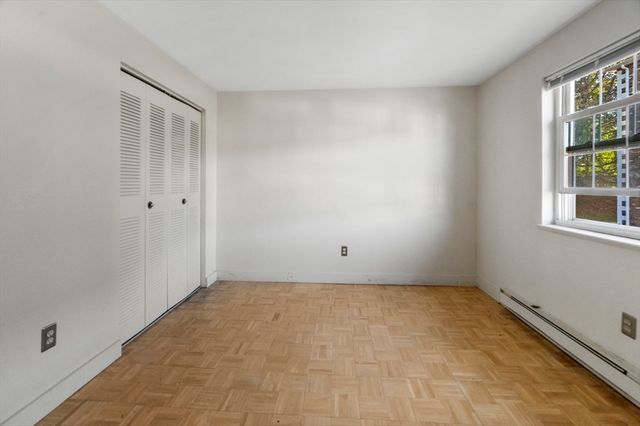 740 Central St L22, Leominster, MA 01453