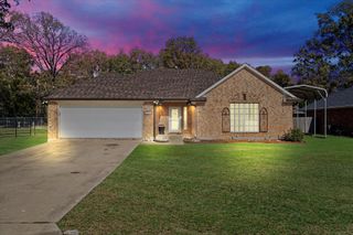 328 Comanche Trail, West Tawakoni, TX 75474