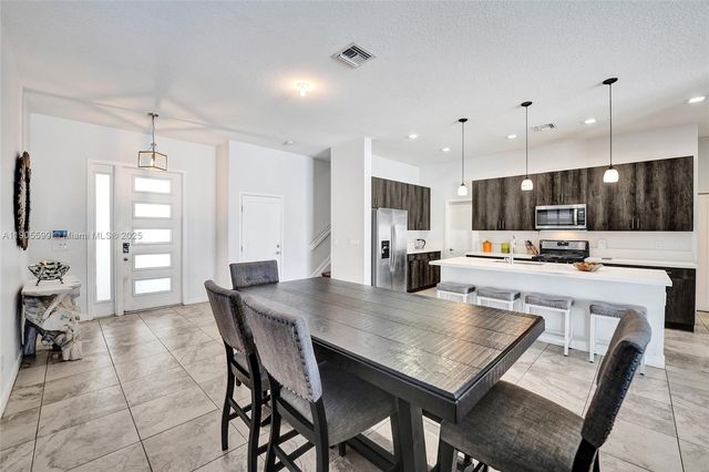 4947 Whispering Way, Dania Beach, FL 33312