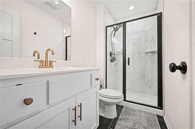 7812 NE 107th Street, Kansas City, MO 64157