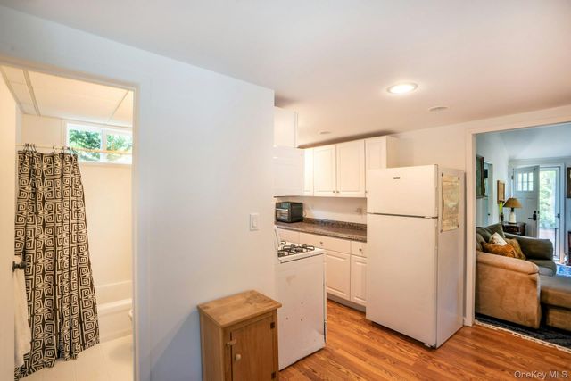 156 Washington Heights Avenue, Hampton Bays, NY 11946