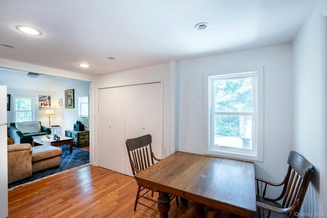 156 Washington Heights Avenue, Hampton Bays, NY 11946