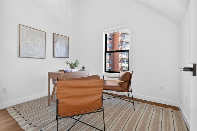 16 Hamlet St 16, Somerville, MA 02143