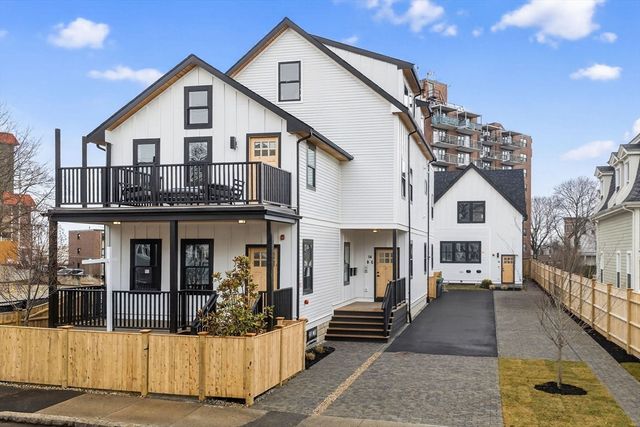 16 Hamlet St 16, Somerville, MA 02143