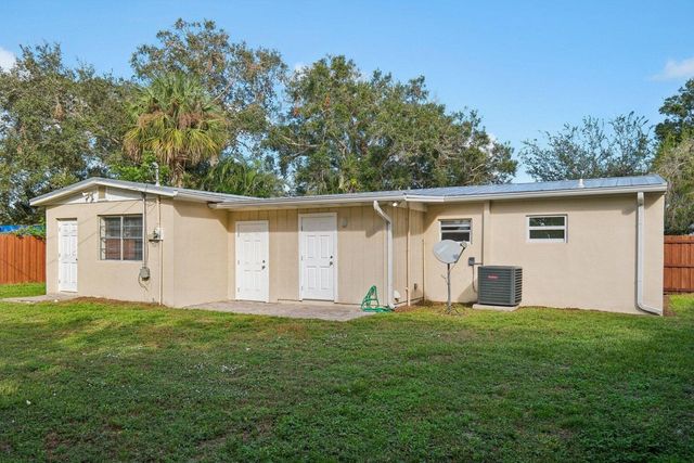 1455 15th Avenue, Vero Beach, FL 32960