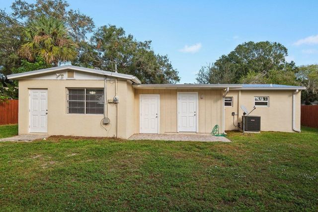 1455 15th Avenue, Vero Beach, FL 32960