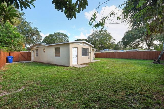 1455 15th Avenue, Vero Beach, FL 32960