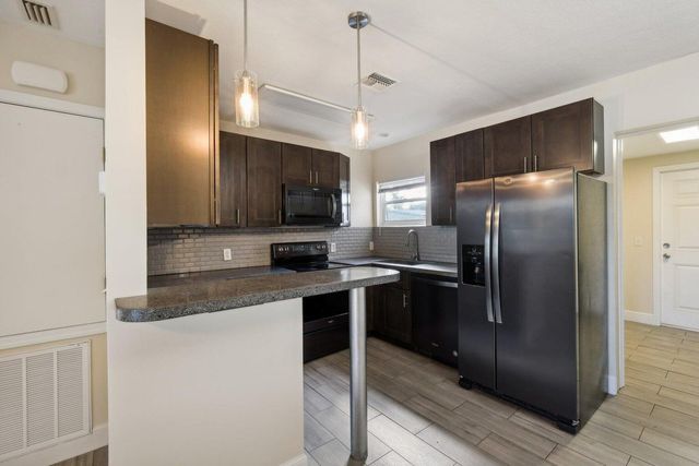 1455 15th Avenue, Vero Beach, FL 32960