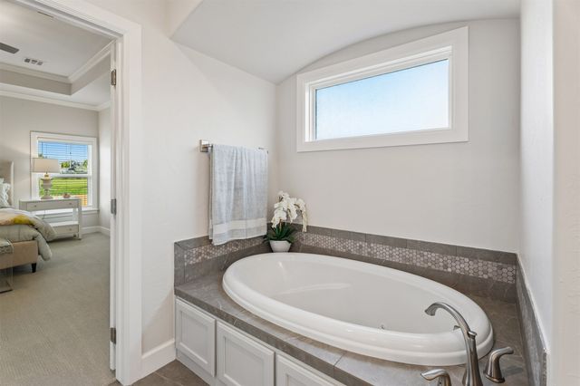 1734 W 115th Place, Jenks, OK 74132