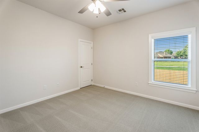 1734 W 115th Place, Jenks, OK 74132