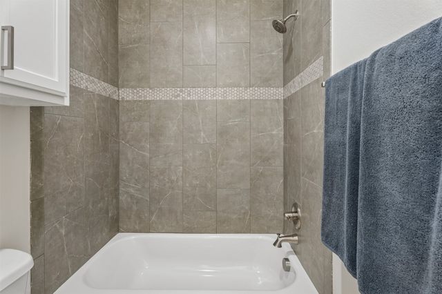 1734 W 115th Place, Jenks, OK 74132