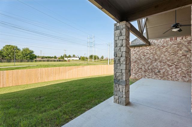 1734 W 115th Place, Jenks, OK 74132