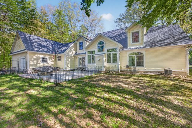 6908 Club House Drive E, Canadian Lakes, MI 49346